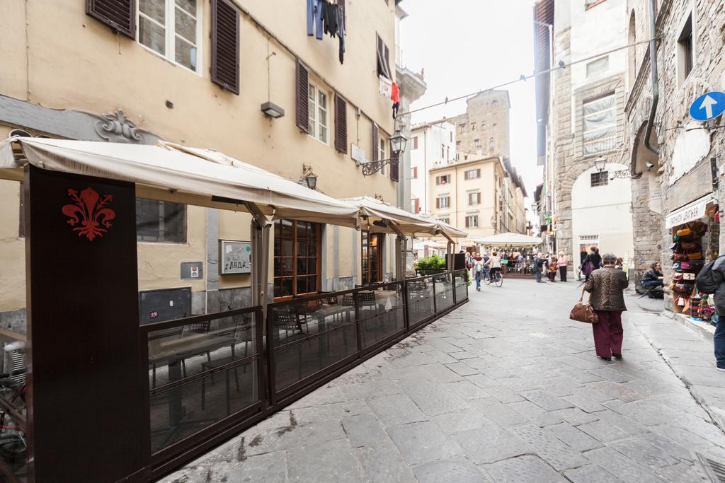 Borgo Albizi 3 * Firenze